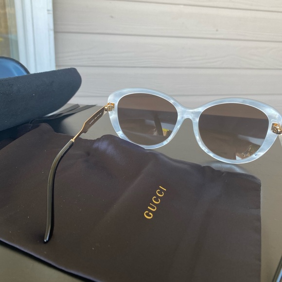 Brand new 53mm cat eye sunglasses 🕶 - Picture 5 of 11